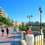 Buena Vista 招待所 4*
