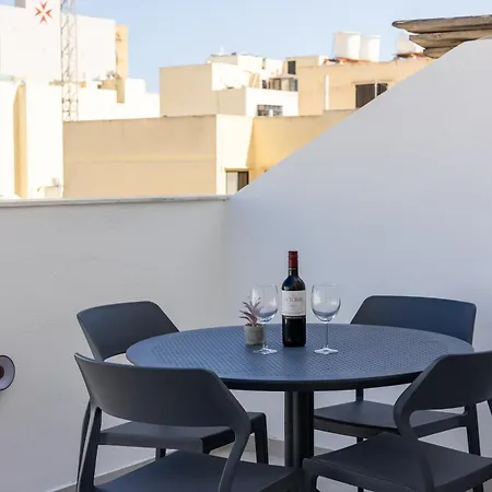 Konukevi Buena Vista 4*