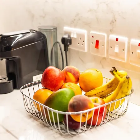 ゲストハウス Buena Vista スリーマ